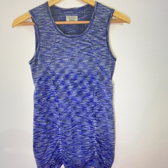 Athleta Fast Track Muscle Tank - Picture 2 of 8